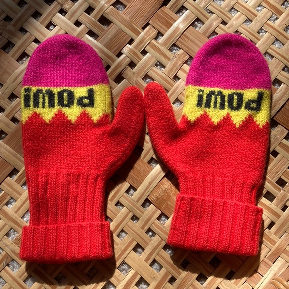 kate spade Accessories - Kate Spade POW mittens